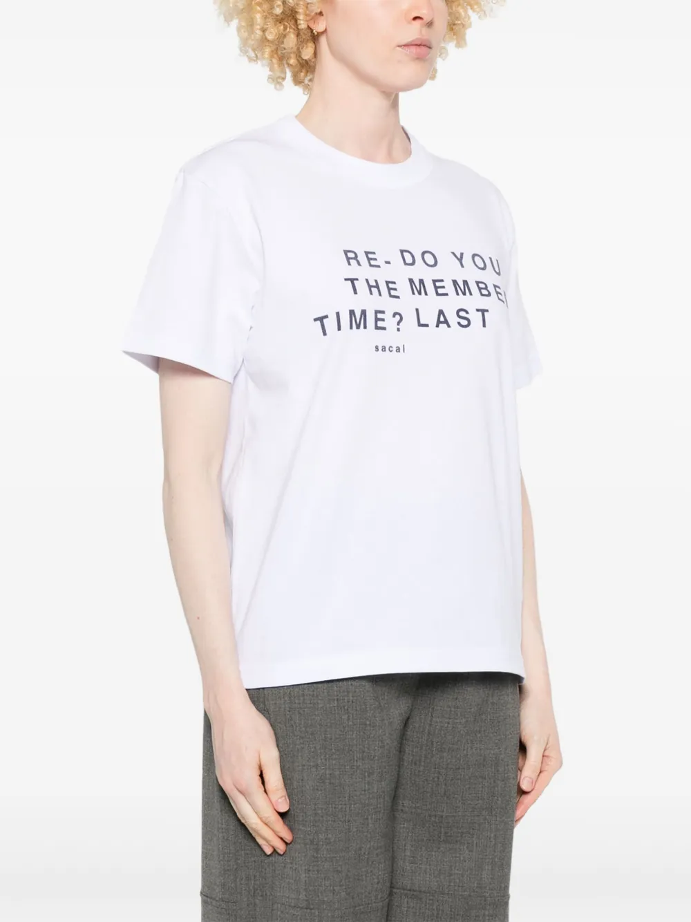 sacai T-shirt met tekst Wit