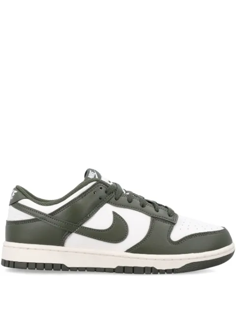 Nike Dunk Low Retro sneakers