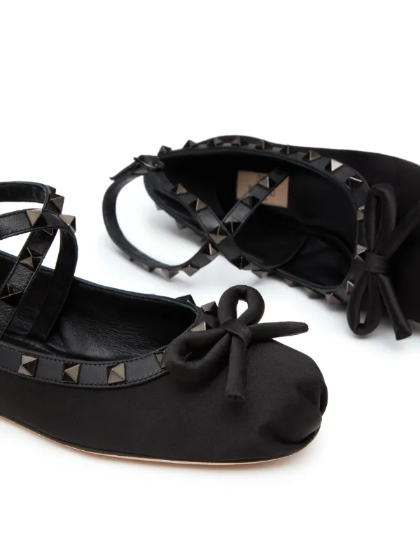 Valentino Garavani ロックスタッズ フラットシューズ Valentino Garavani ロックスタッズ フラットシューズ