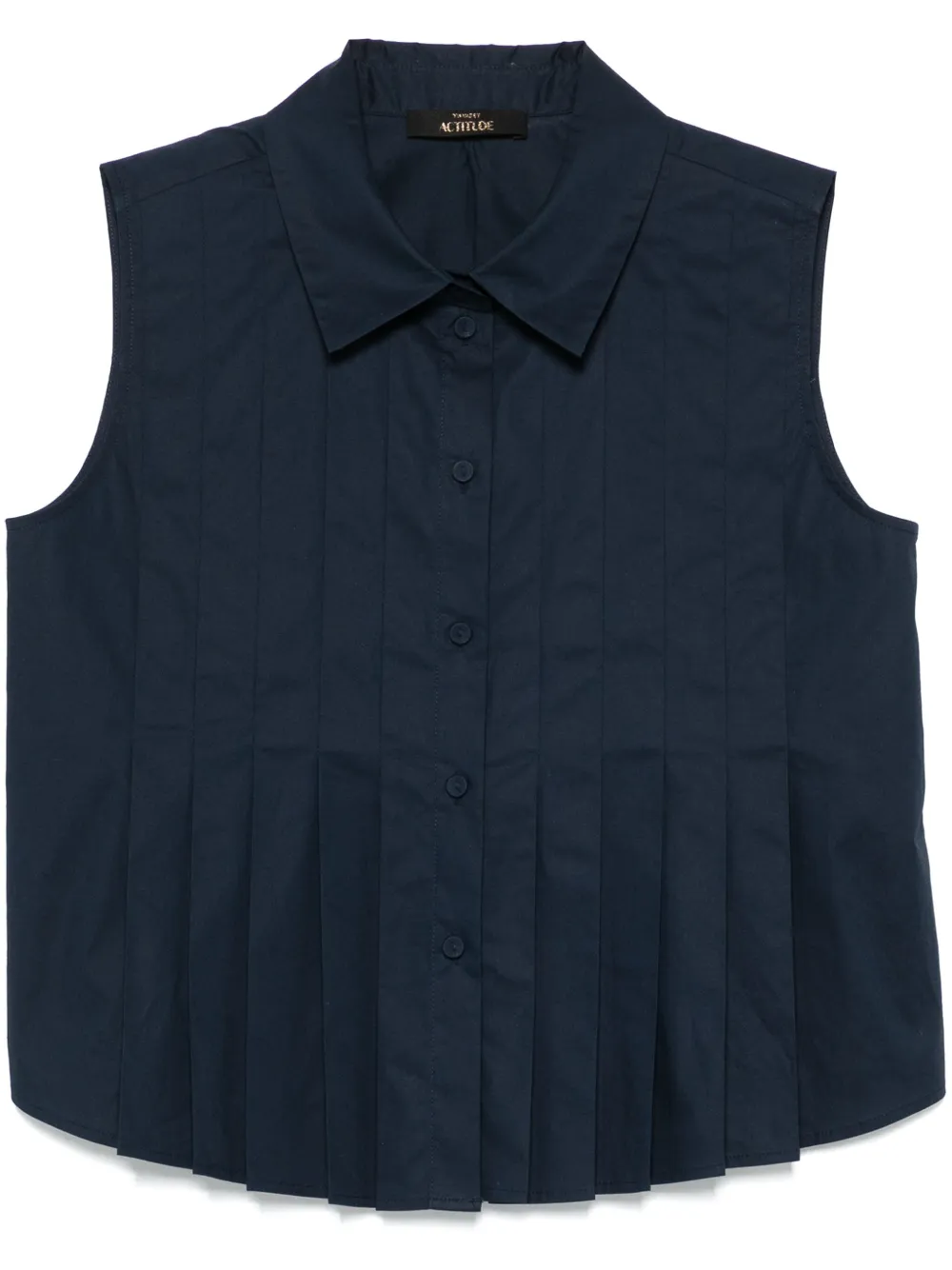 pleated shirt