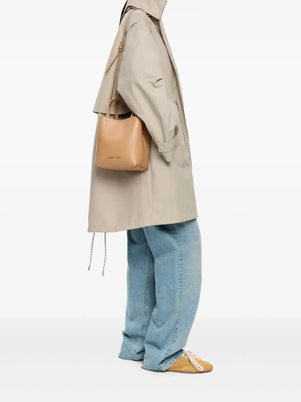 Bimba y Lola small Chihuahua cross body bag | Image 2