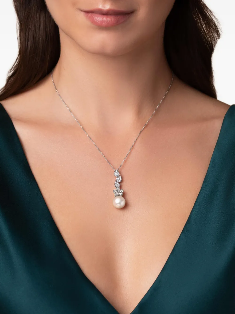 Yoko London 18K white gold Duchess South Sea-pearl and diamond pendant | Image 2