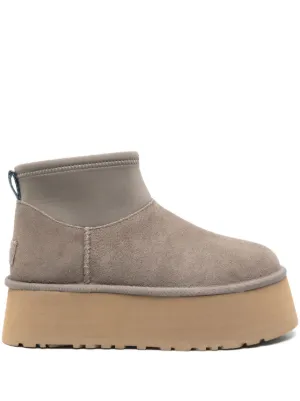 UGG Classica Mini Dipper Boots | Brown | FARFETCH