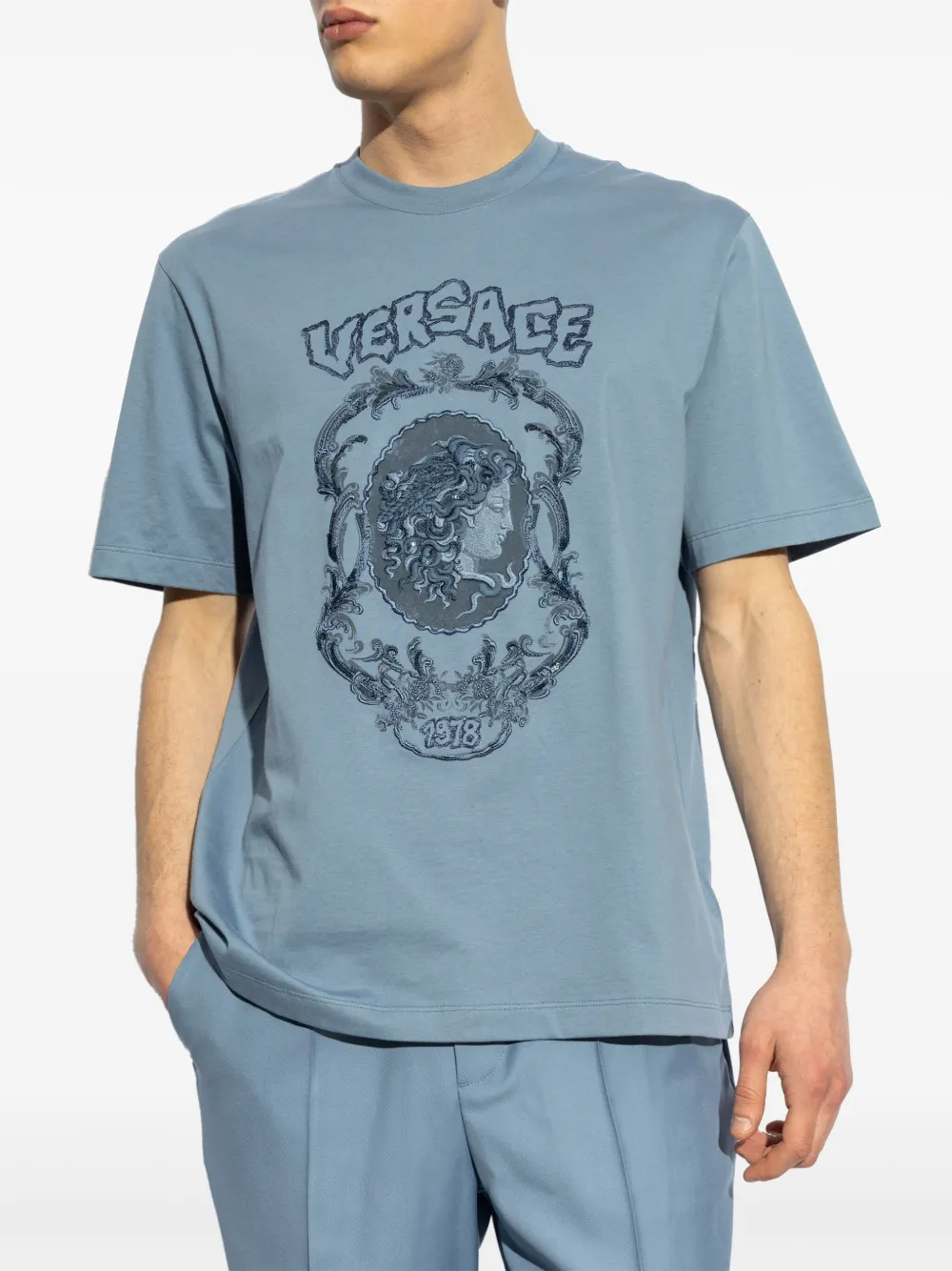 Versace T-shirt met grafische print Blauw