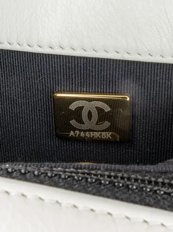 CHANEL Pre-Owned 2021-2024 ミニ グレーズカーフ パール サイド