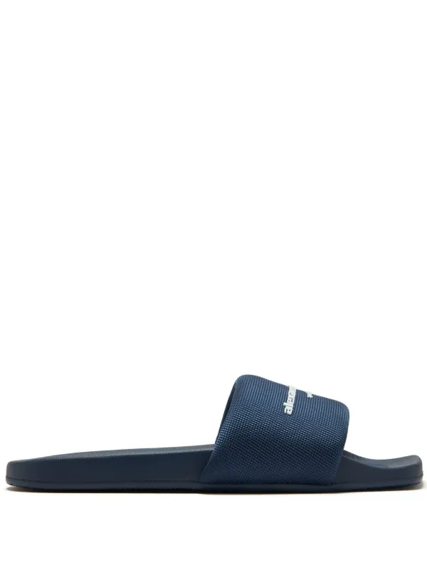 Alexander Wang ロゴ フラットサンダル | ブルー | FARFETCH JP