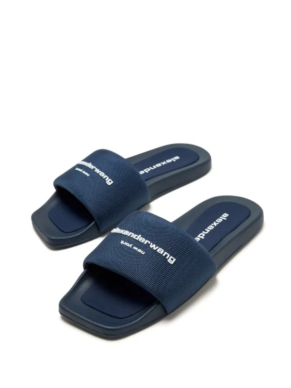 Alexander Wang ロゴ フラットサンダル | ブルー | FARFETCH JP