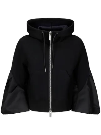 sacai