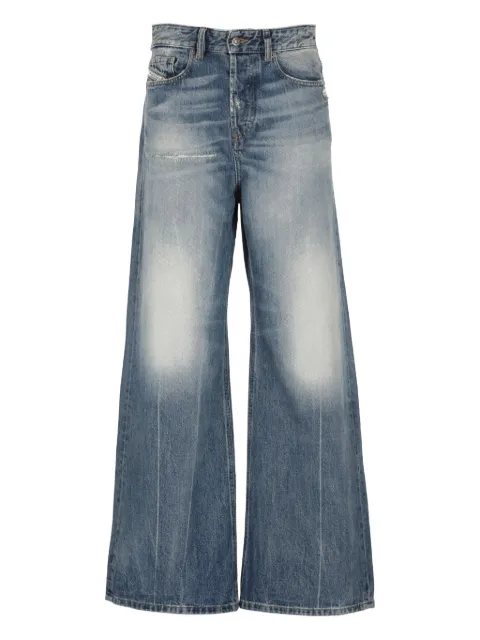 Diesel jeans anchos con efecto lavado