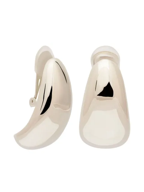 Kenneth Jay Lane aretes con efecto pulido