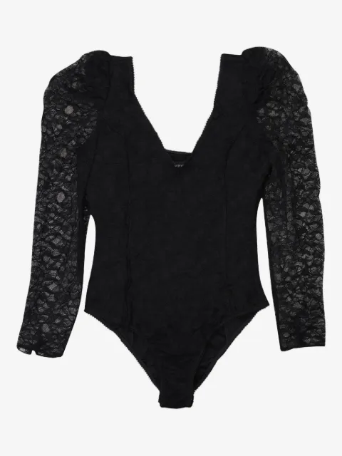 Callipygian lace bodysuit