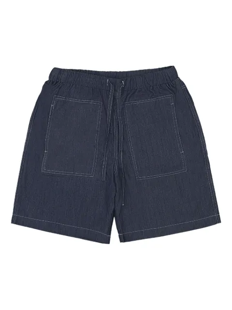 Callipygian denim shorts