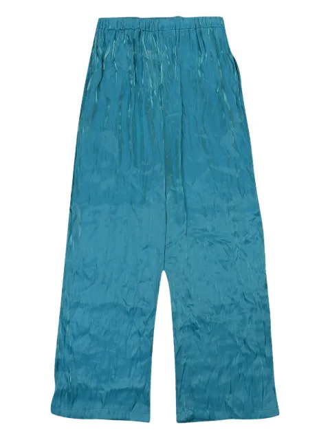 Callipygian iridescent trousers
