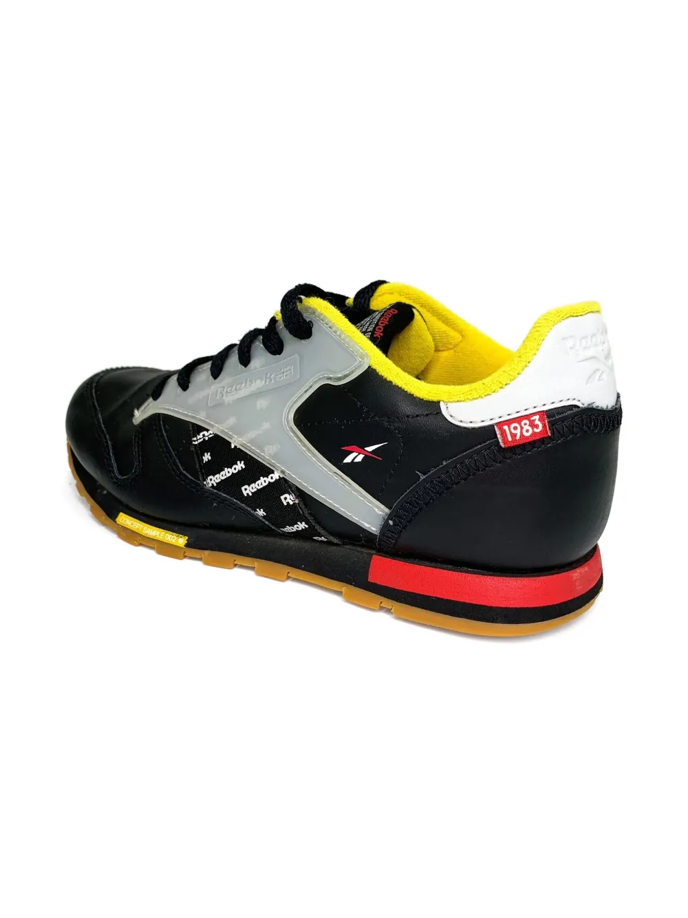 Reebok Classic Altered GS leather sneakers Black