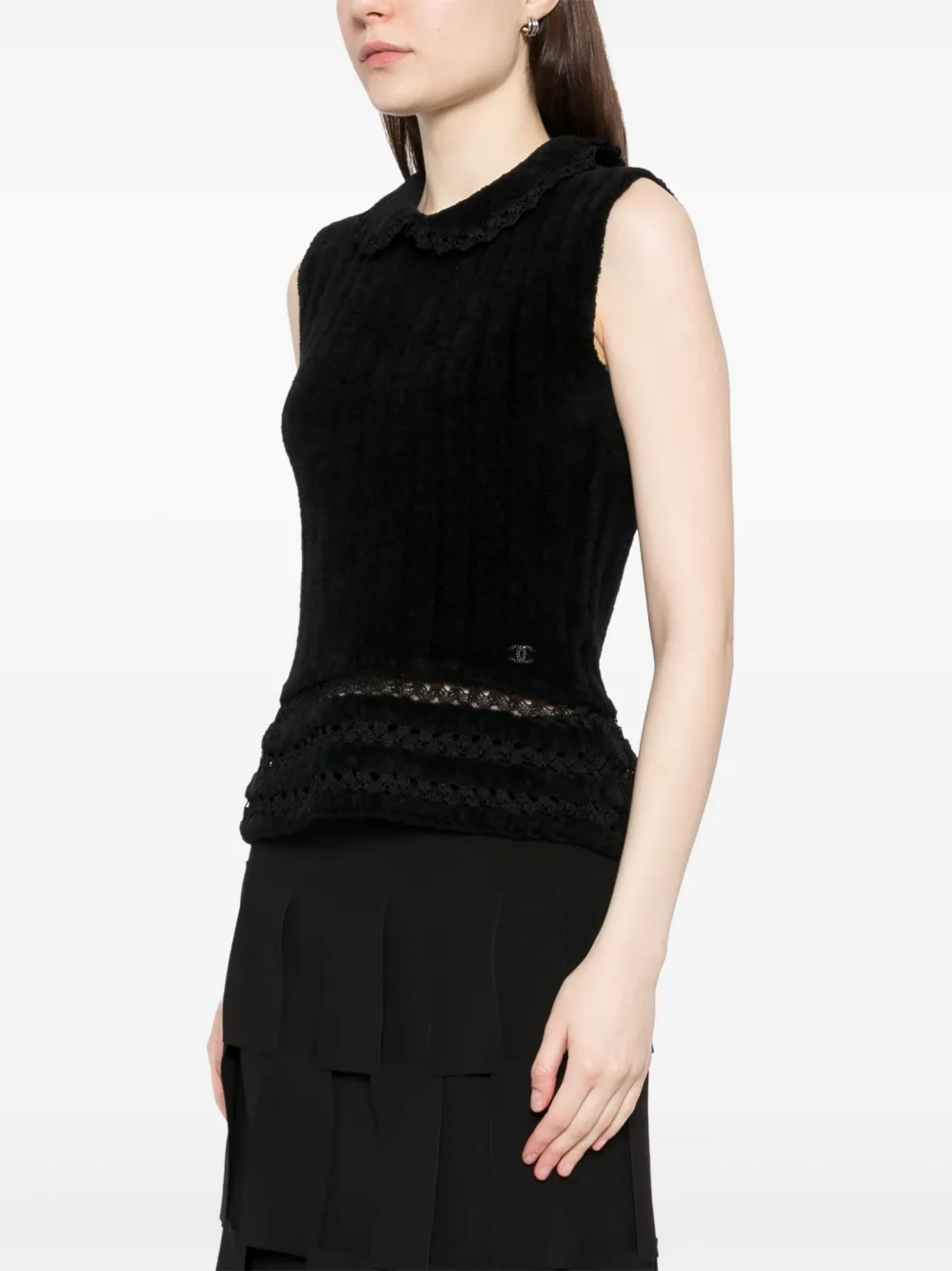 Pre-owned Chanel 2002 Sleeveless Top In Black
