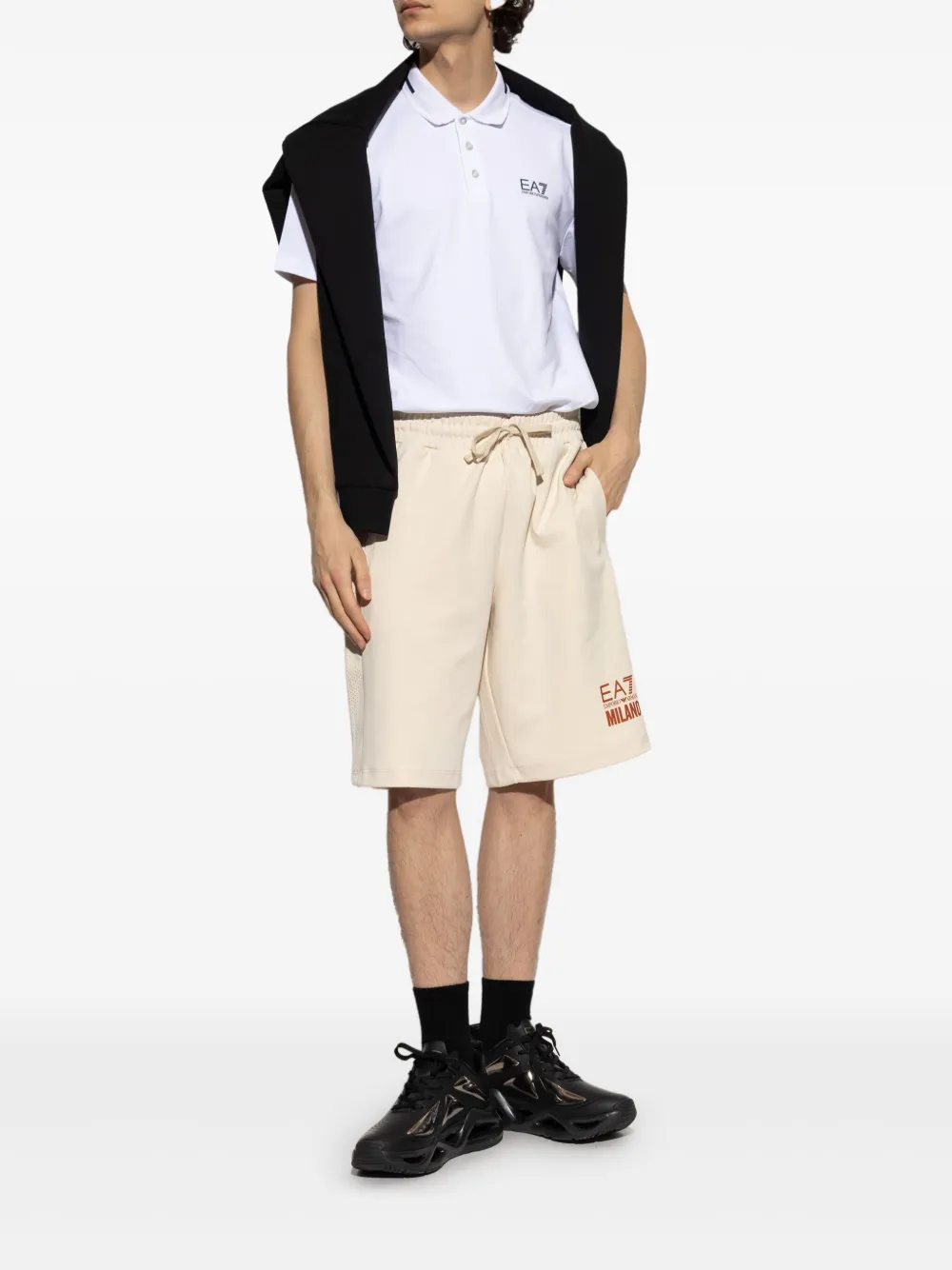Ea7 Emporio Armani Shorts met logoprint Beige