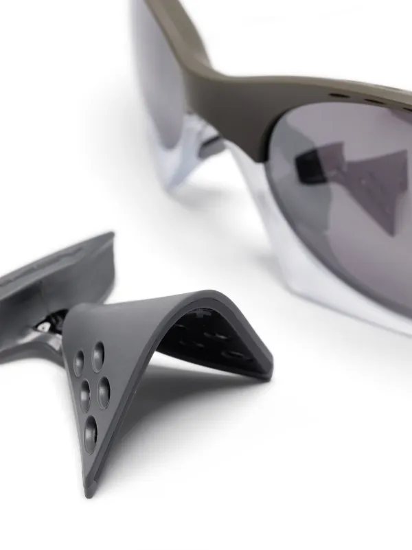 【値下げ可】Oakley Plantaris Plantaris Prizm Grey Lenses, Matte Black Frame Sunglasses