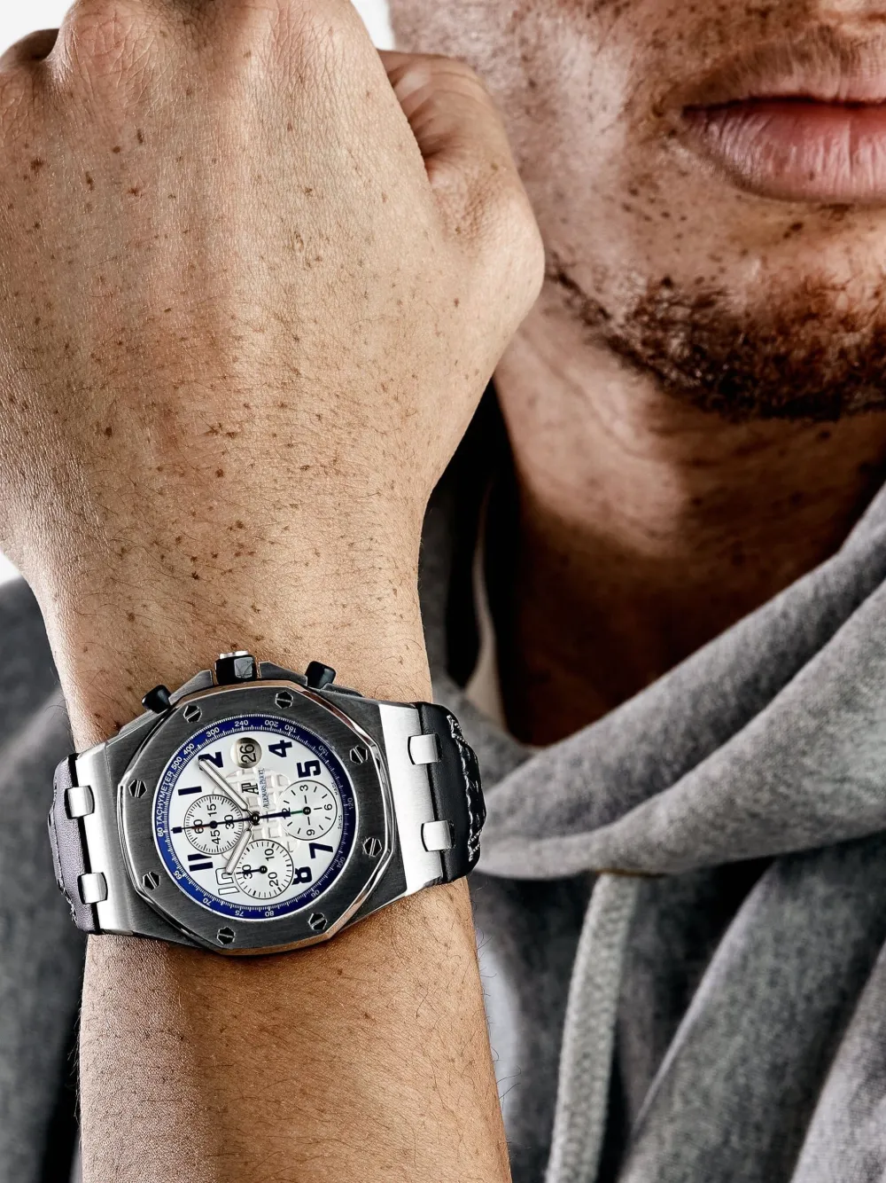 Audemars Piguet pre-owned Royal Oak Offshore Sachin Tendulkar 44mm | Pre-Owned Dress Watches | Image 2