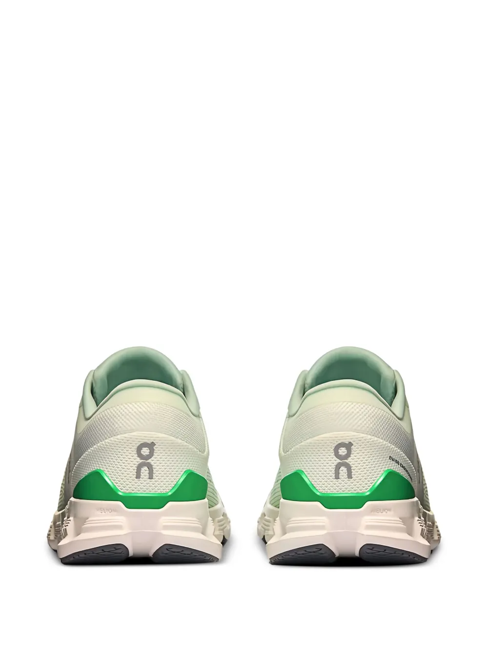 On Running Cloud X sneakers Wit