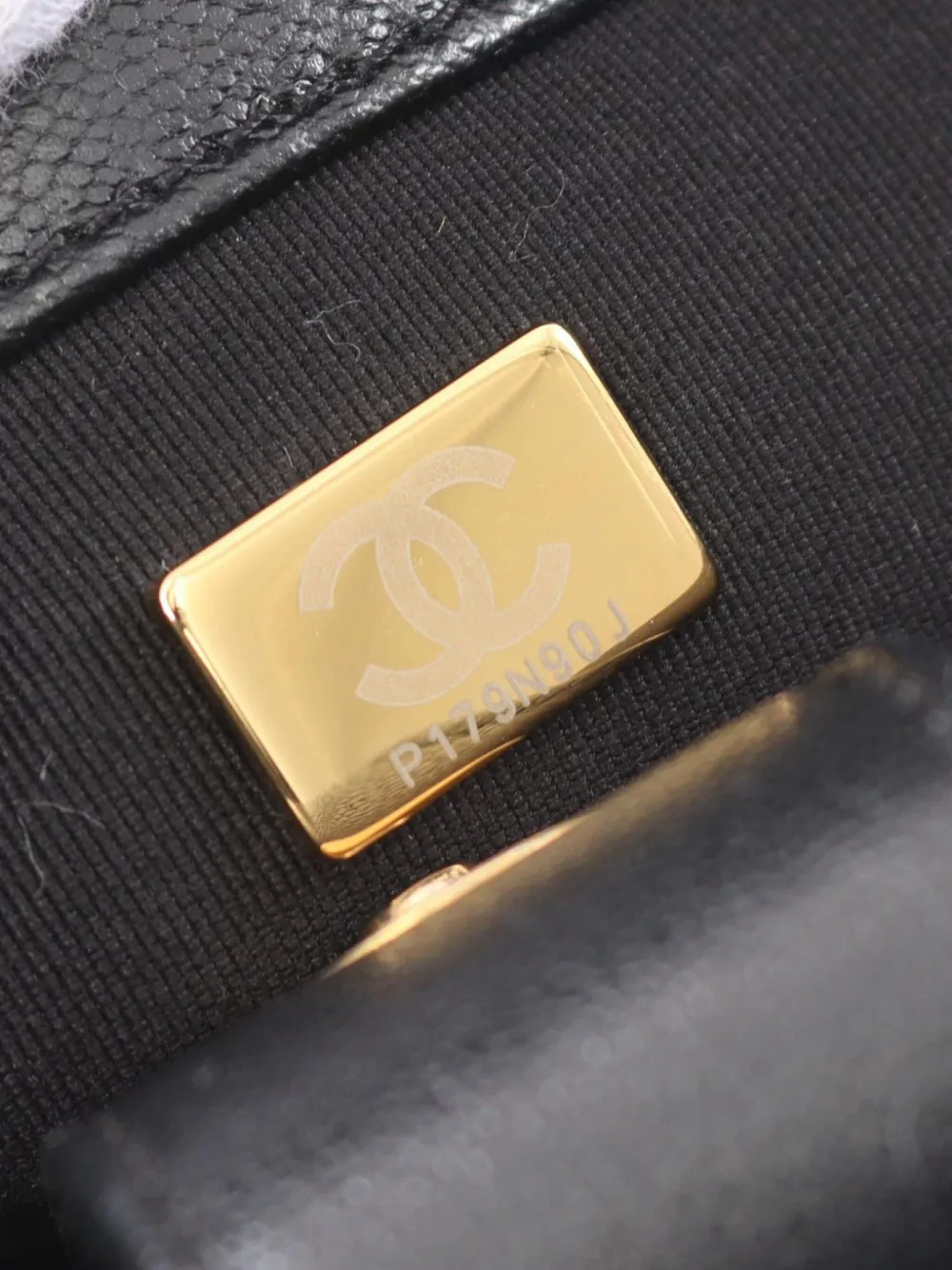 Pre-owned Chanel 2021 Matelasse Bowling Tote Bag In 黑色