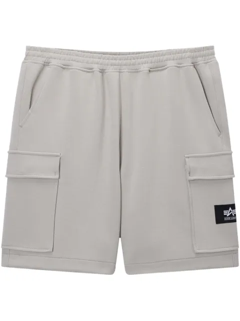 izzue logo-appliqué cargo shorts