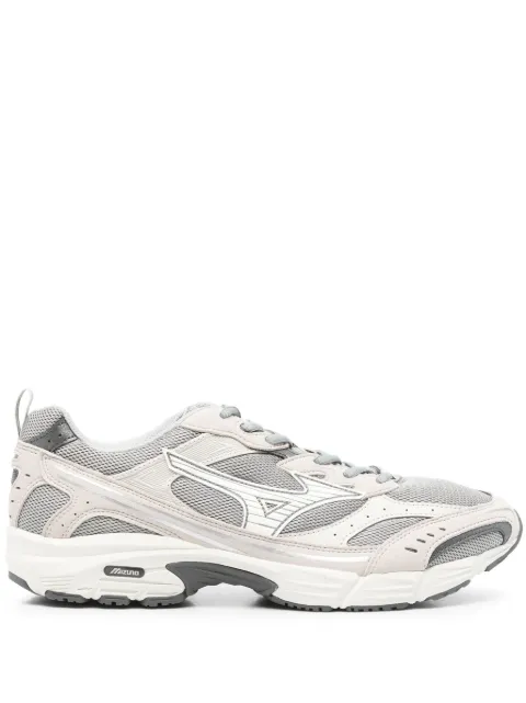 Mizuno Contender sneakers