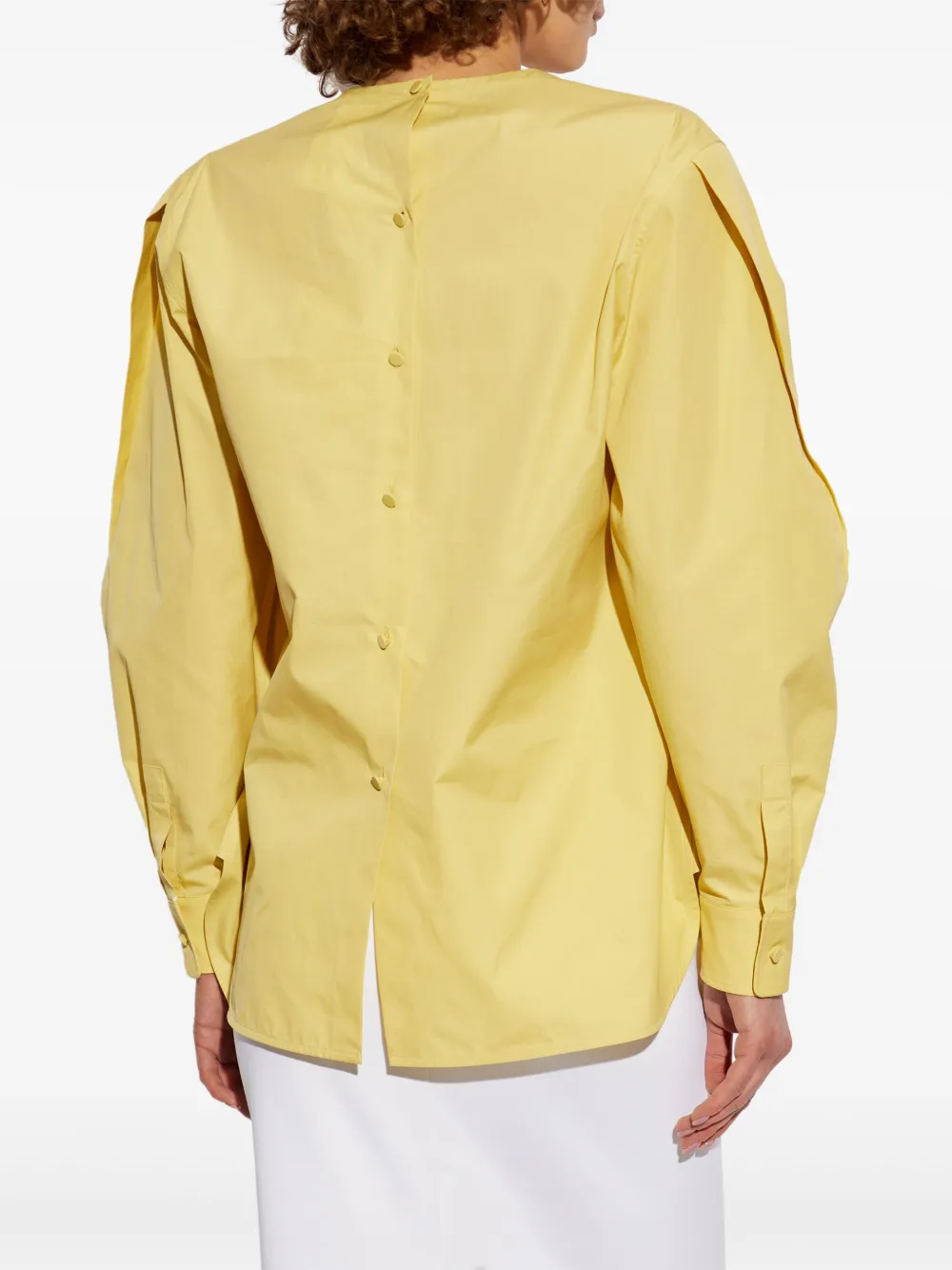 Max Mara Blouse met knopen aan de achterkant Geel