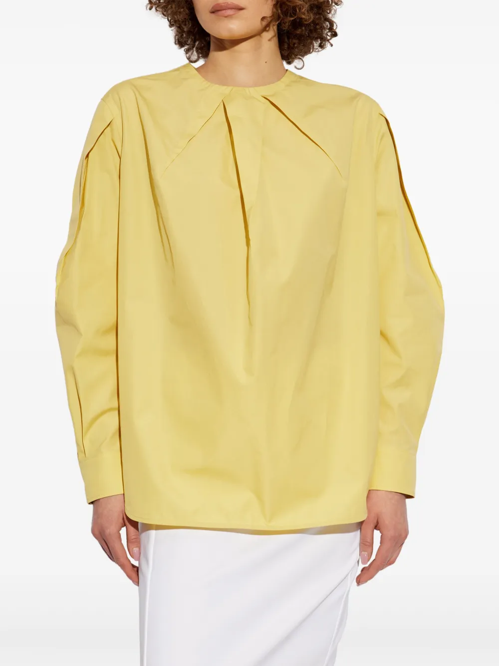 Max Mara Blouse met knopen aan de achterkant Geel