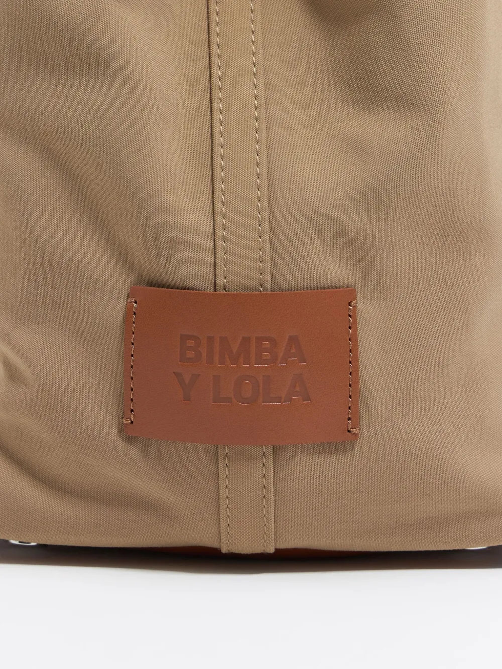 Bimba Y Lola Large Chihuahua Tote Bag In Brown