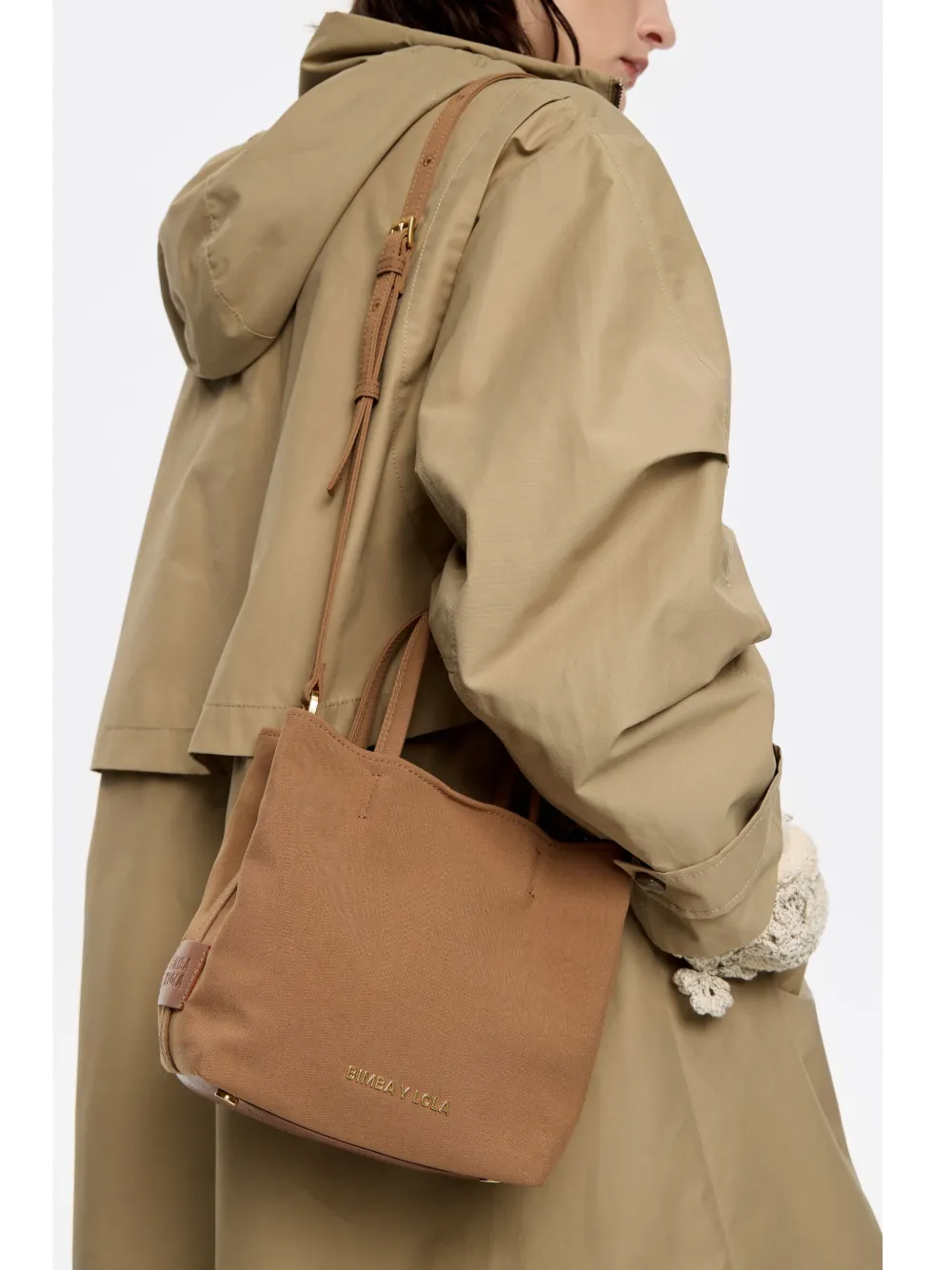 BIMBA Y LOLA SMALL CHIHUAHUA TOTE BAG