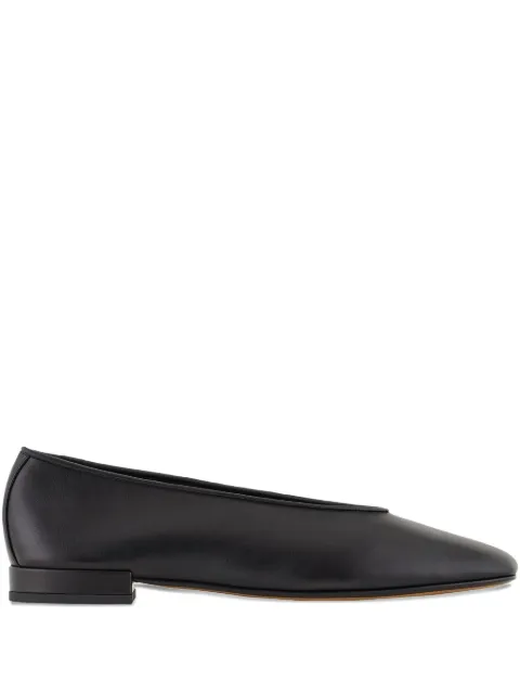 Giorgio Armani flats de piel