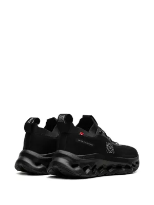 On Running X Loewe Cloudtilt 