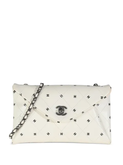 CHANEL Pre-Owned CC envelope clutch bag
