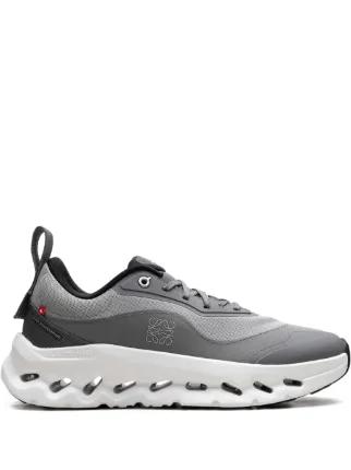 LOEWE グレー スニーカー LOEWE + ON Cloudtilt 2.0 Stretch-Knit Sneakers for Men | MR