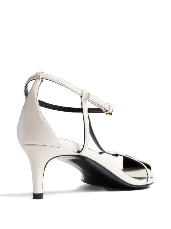 〈KHAITE〉ベラサンダル（関税込み） KHAITE Bella Sandals | White | FARFETCH GE