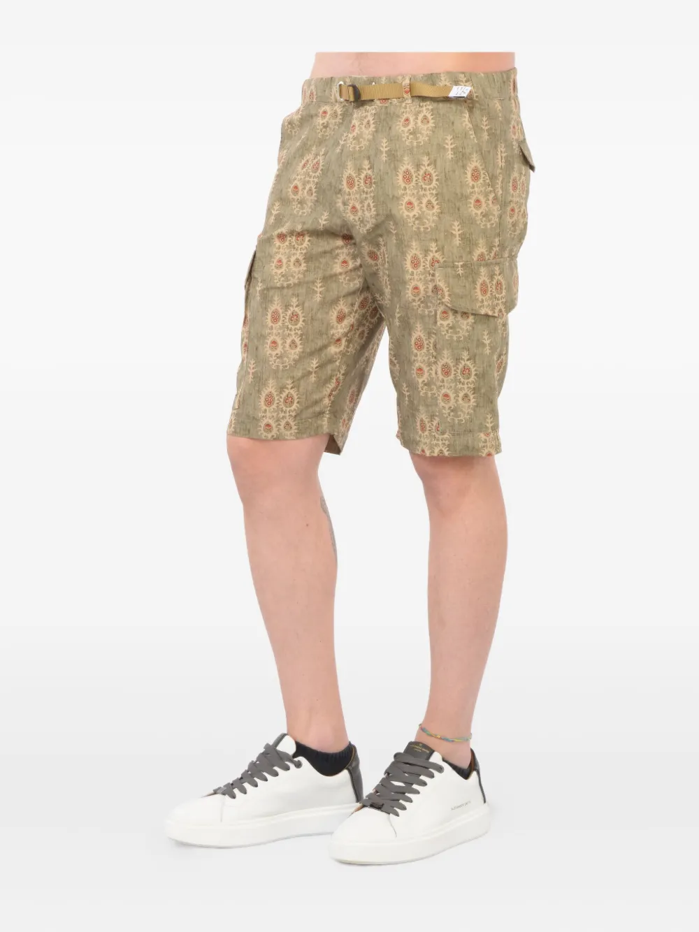 belted printed cargo shorts