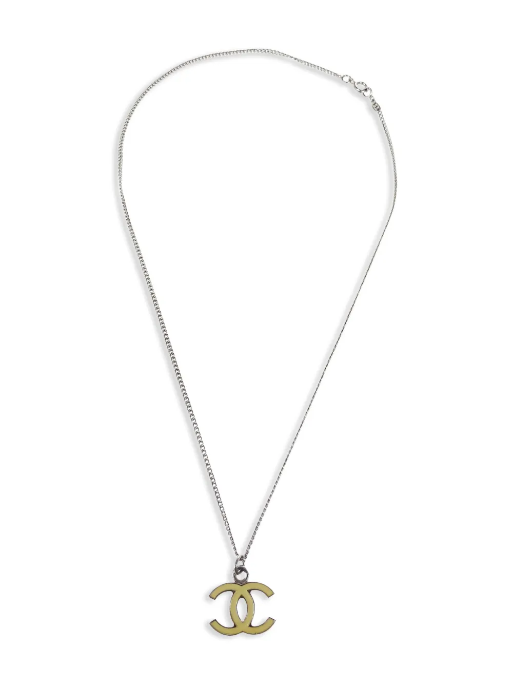 CHANEL Pre-Owned collar con dije CC 2007 | plateado | Image 1