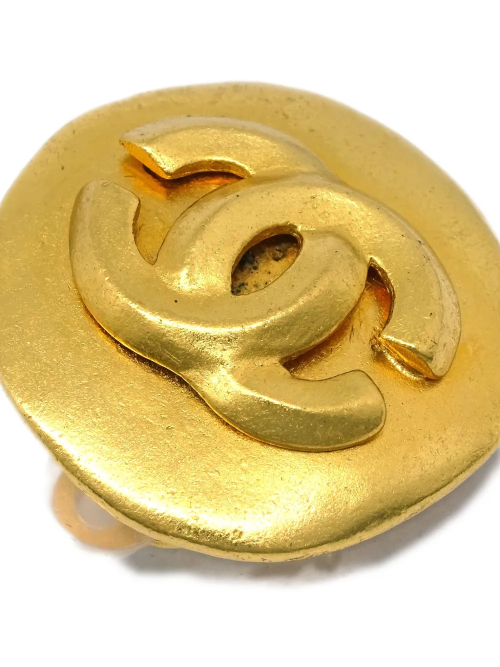 CHANEL Pre-Owned 1996 CC button clip-on earrings | Image 2