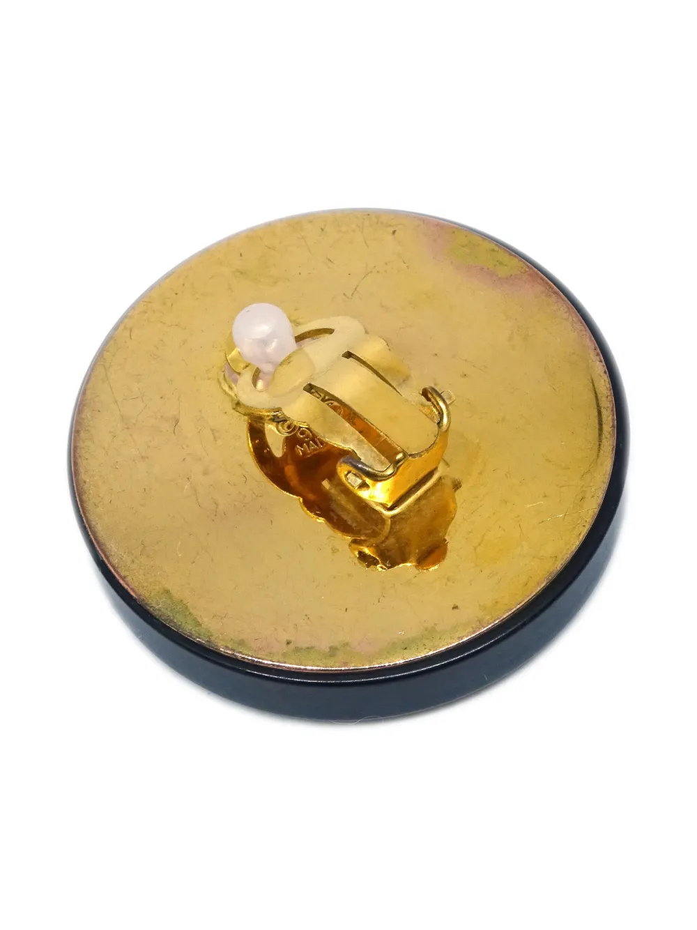 Pre-owned Chanel 1993 Cc Button Clip-on Earrings In Gold