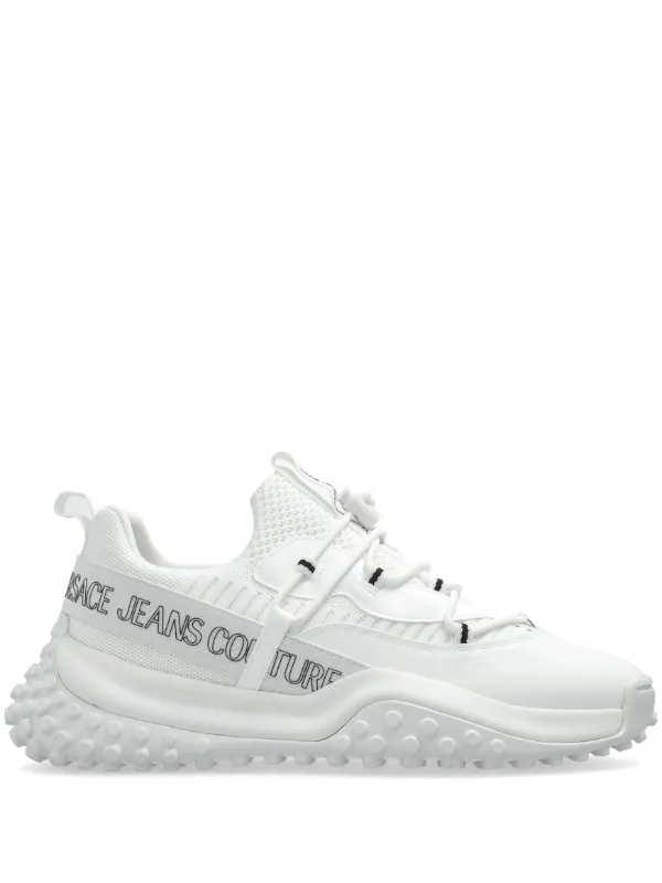 【関税込み】Versace Jeans Couture ホワイト Hyber スニーカー Versace Jeans Couture Hyber Sneakers | White | FARFETCH
