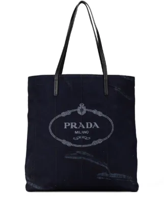 Prada Pre-Owned