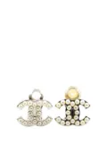 CHANEL Pre-Owned 2005 Silver Plated CC Faux Pearl Clip On Earrings costume earrings