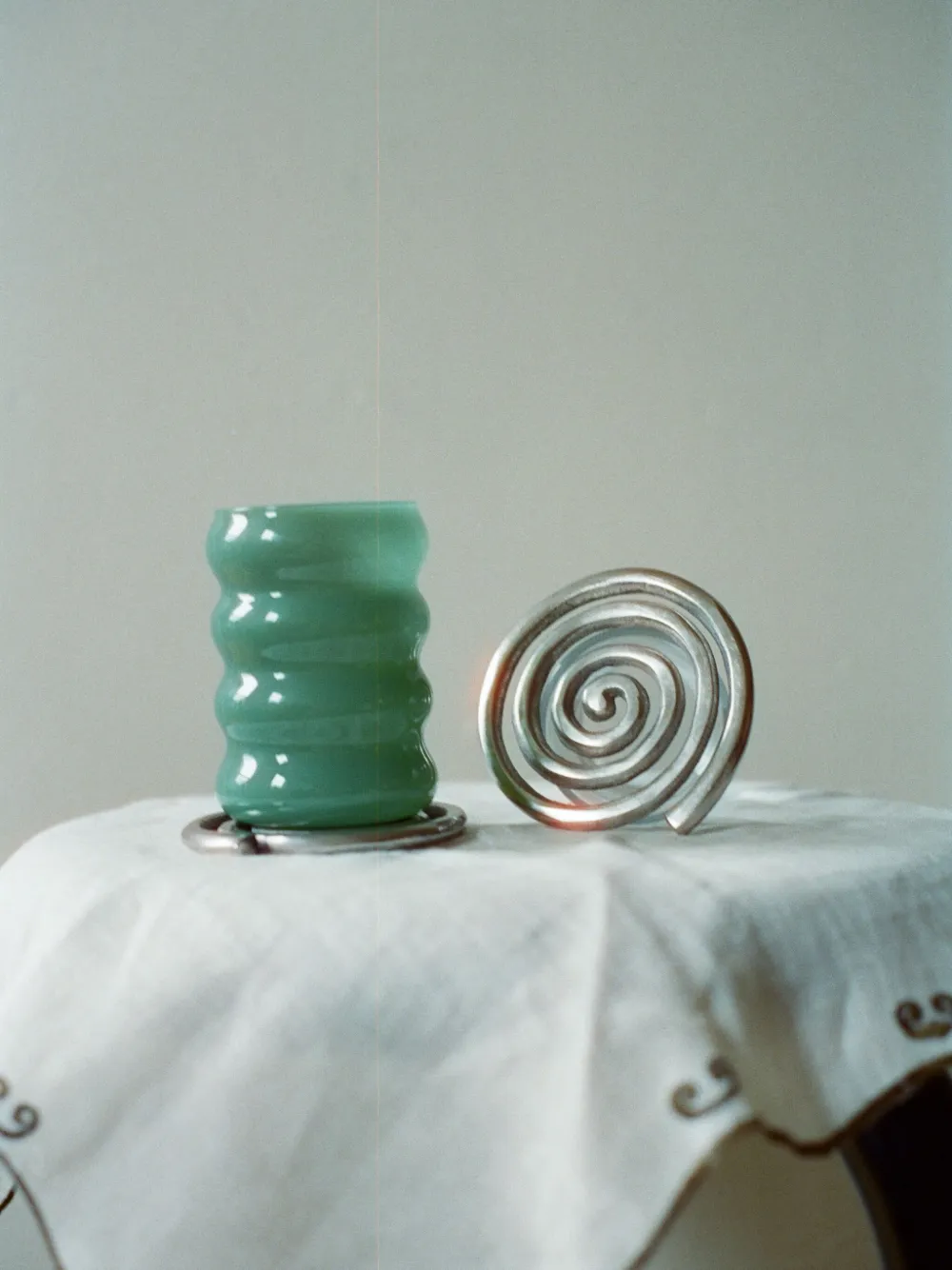 Sophie Lou Jacobsen Spiral Coasters (set Of Four) In Gray