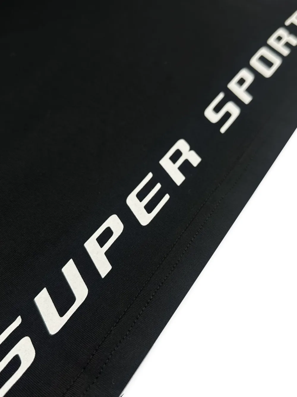 Mostly Heard Rarely Seen 8-Bit Super Sport T-shirt Zwart