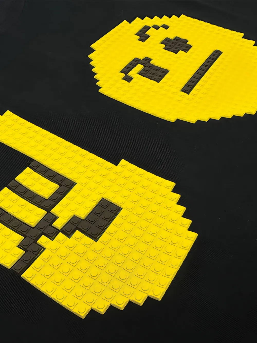 Mostly Heard Rarely Seen 8-Bit T-shirt met grafische print Zwart