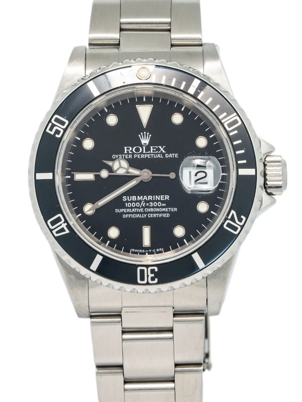 Rolex pre-owned Submariner 40mm | Pre-Owned Diving Watches | Image 2