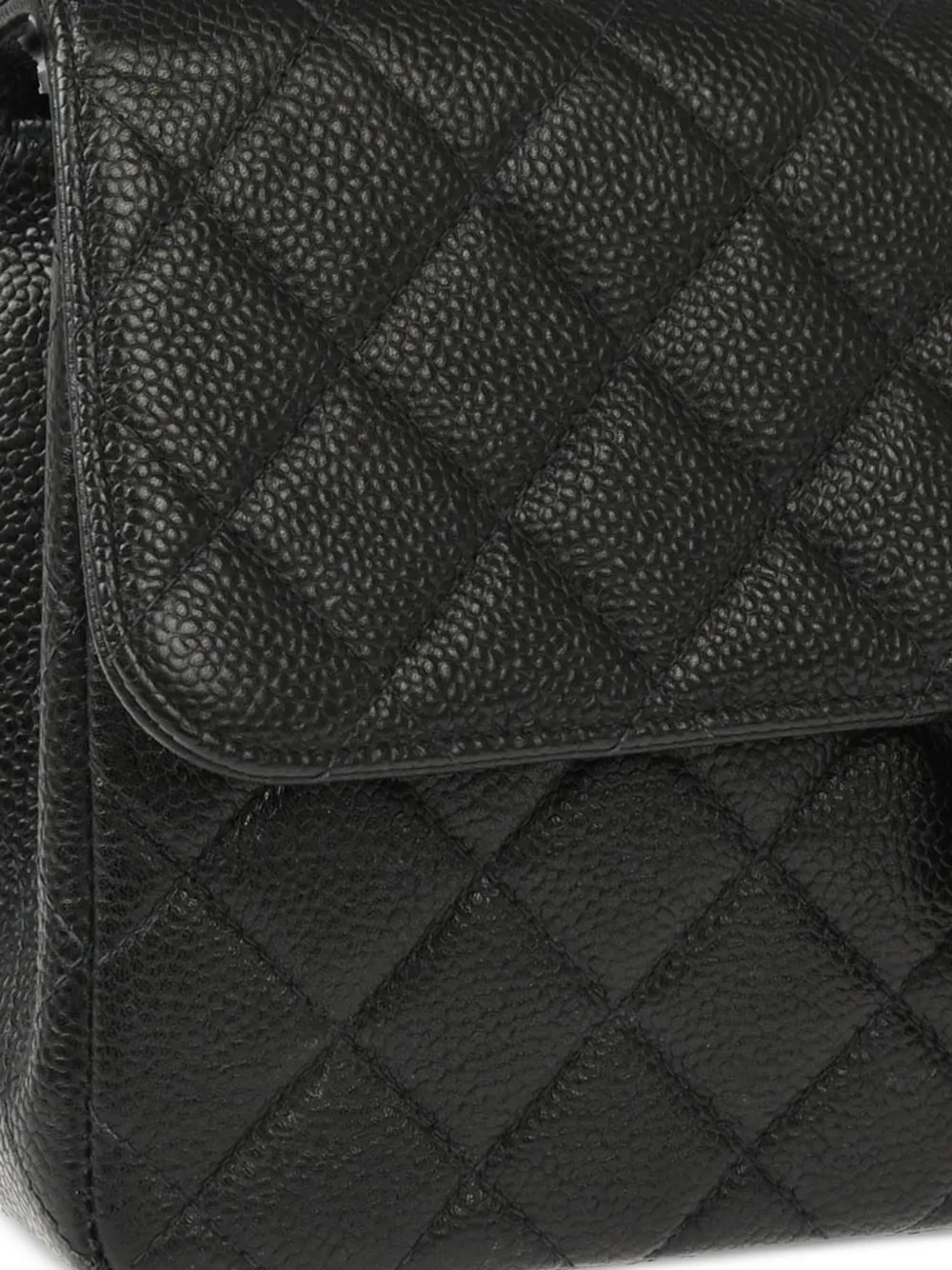 Pre-owned Chanel 1997 Diamond-quilted Handbag In Black
