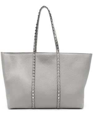 FARFETCH - The Global Destination For Modern Luxury