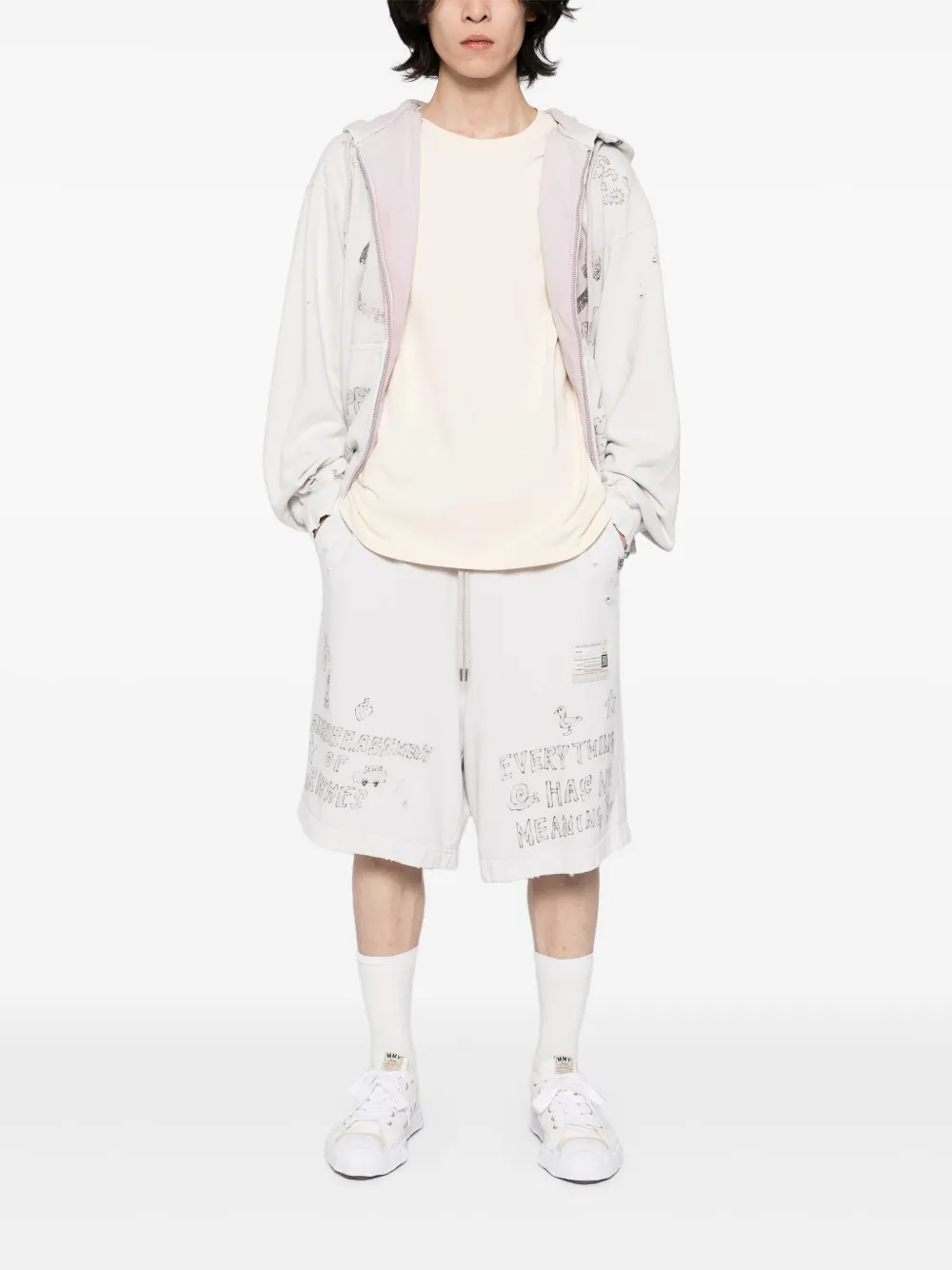 Maison MIHARA YASUHIRO shorts con estampado de grafiti | Shorts para correr | Image 2