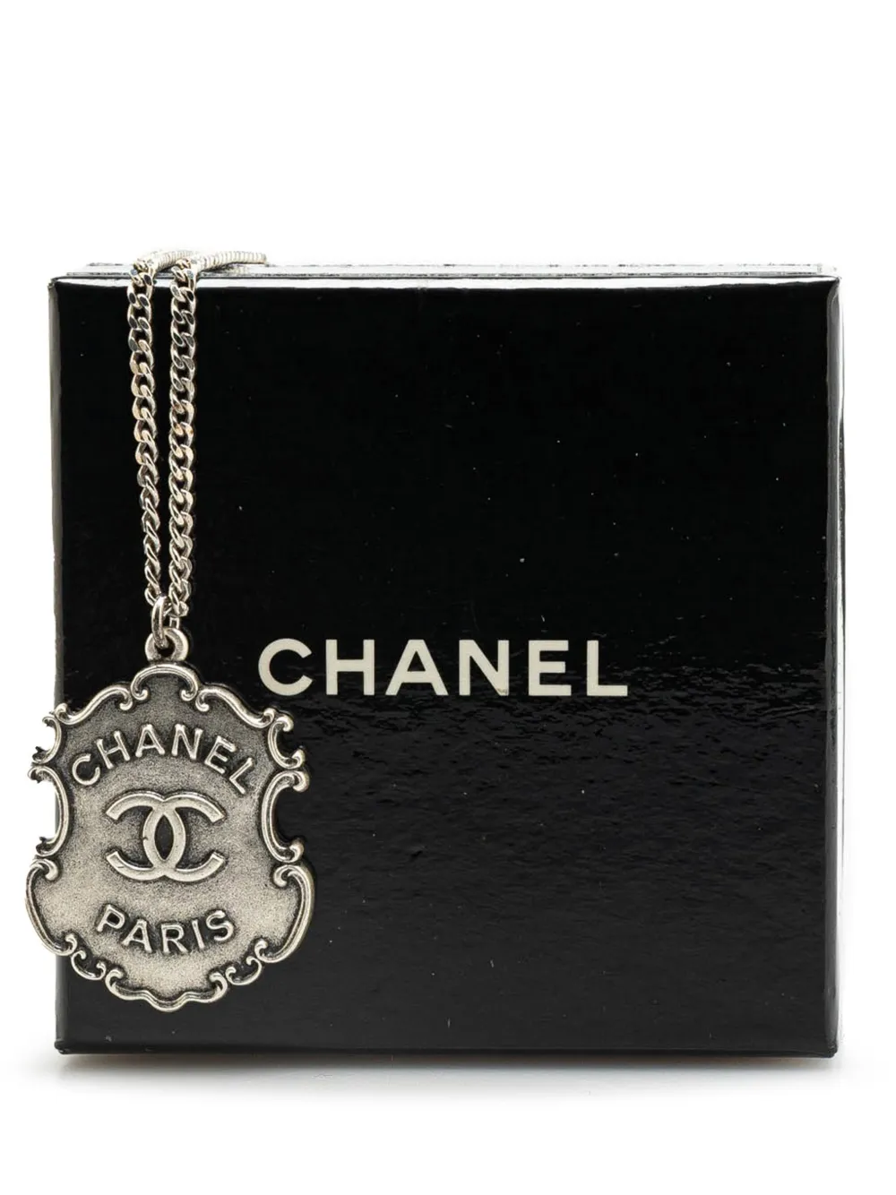 Pre-owned Chanel 2014 Paris-dallas Silver Cc Sheriff Badge Pendant Necklace Costume Necklace In 银色